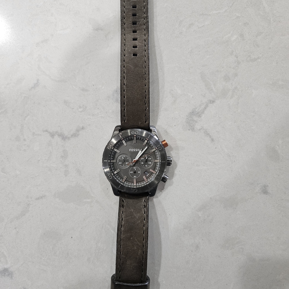 Fossil Gray Leather Strap Watch